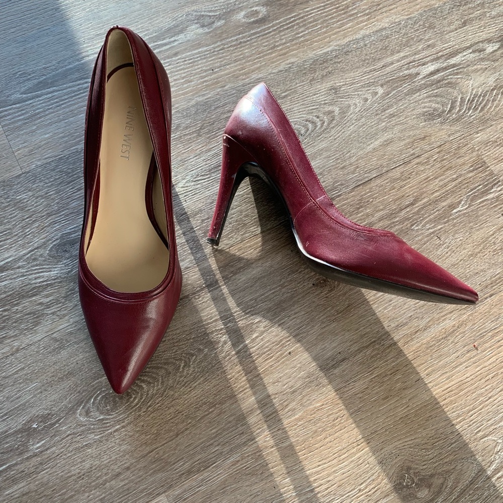Burgundy Nine West Pumps